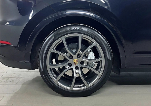 Porsche Cayenne cena 399000 przebieg: 101861, rok produkcji 2018 z Kleszczele małe 781